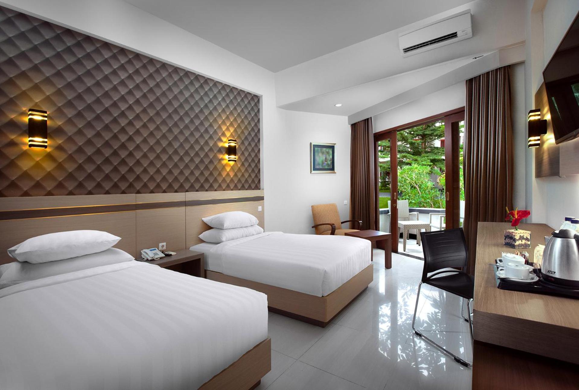 Lombok Raya Hotel Ματαράμ Εξωτερικό φωτογραφία
